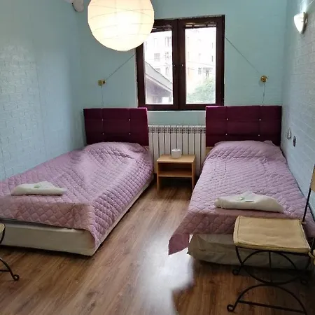 с две отделни легла Hotel *