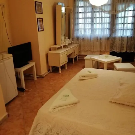 Hotel с две отделни легла *